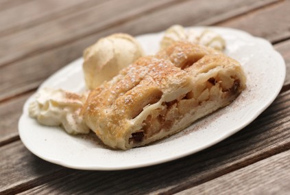 Wiener Apfelstrudel
