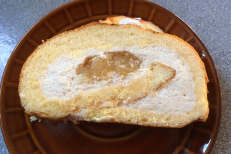 Apfel-Joghurt-Roulade