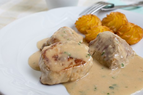 Schweinsmedaillons mit Uhudlerrahm
