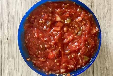 Feuriger Pfefferoni-Dip