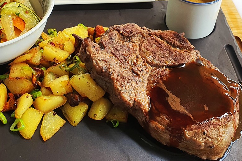 Ribeye-Steak