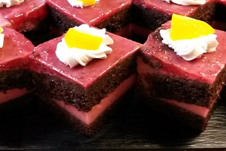 Kakaokuchen mit Himbeercreme