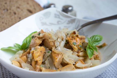 Eierschwammerl-Salat