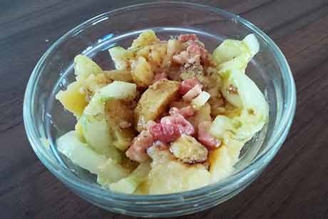 Kartoffelsalat auf steirische Art
