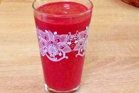 Rote Beeren Mix mit Acidophilusmilch