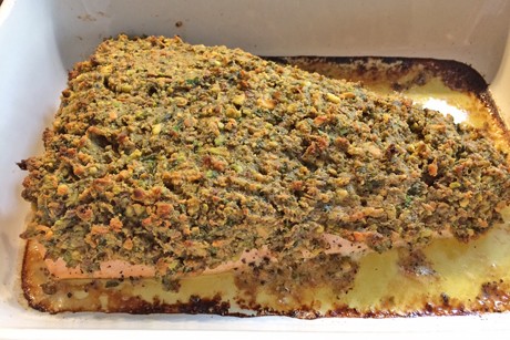 Lachs mit Pistazien-Kräuter-Kruste