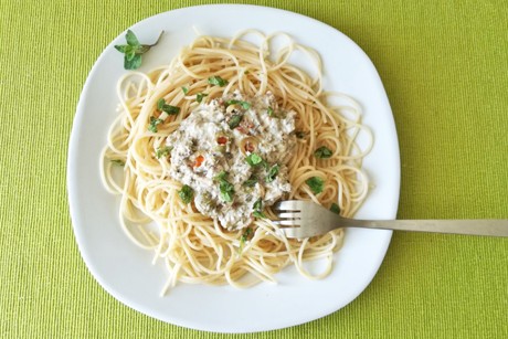 Schnelle Spaghetti mit Fischsauce