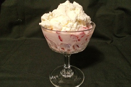 Erdbeercreme mit Schlagobers