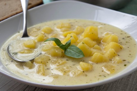 Tiroler Erdäpfelsuppe