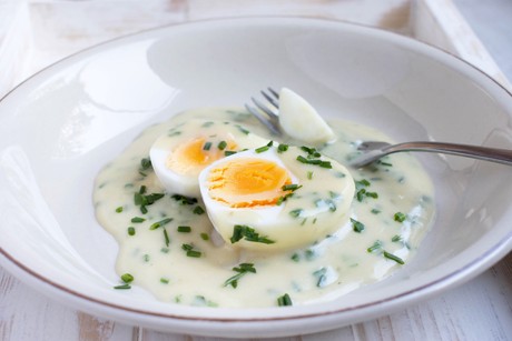 Eier in Schnittlauchsauce