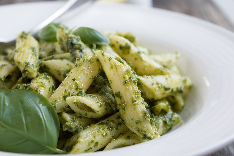 Pesto mit Sonnenblumenkerne