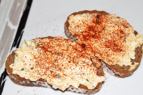 Ei-Aufstrich mit Paprika
