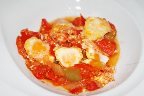 Letscho - Shakshuka mit Wachteleiern