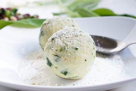 Kartoffelknödel mit Bärlauch