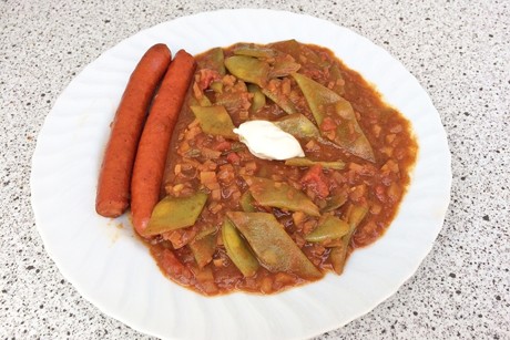Fisolengulasch mit Sauerrahm