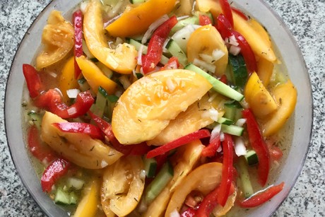 Gelber Tomatensalat
