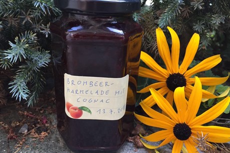 Brombeermarmelade mit Cognac
