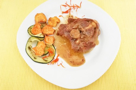 Ziegenbraten mit Gemüse