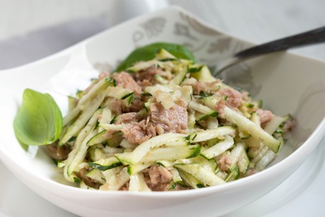 Zucchini-Thunfisch-Salat