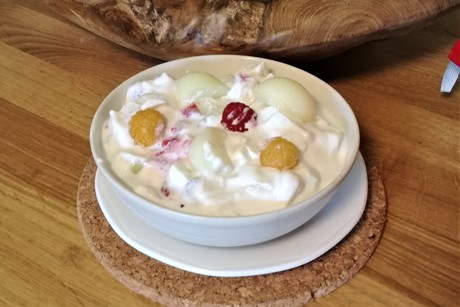 Melone-Beeren-Apfel-Joghurt