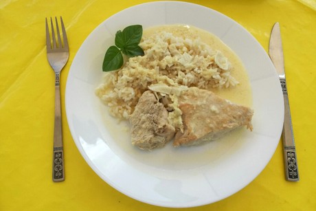Putenfleisch mit Käsesauce