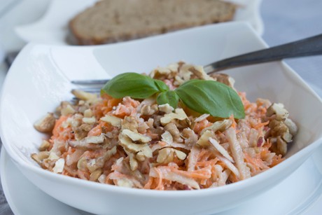 Karottensalat mit Äpfel