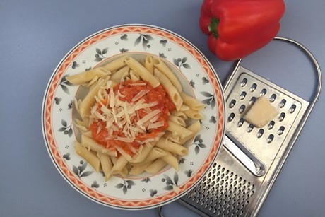 Penne mit Ajvarsauce