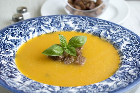 Kürbis-Karotten-Suppe