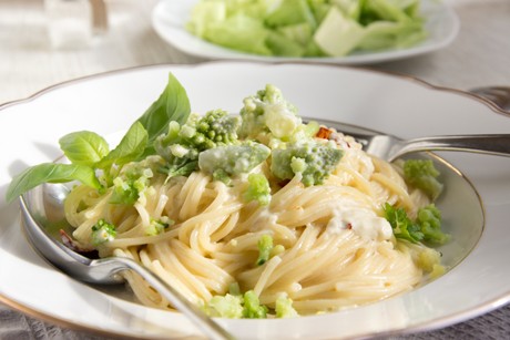 Scharfe Pasta mit Romanesco