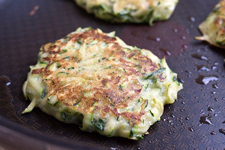 Zucchini-Kohlrabi-Puffer