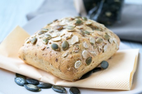 Kürbiskern-Brötchen