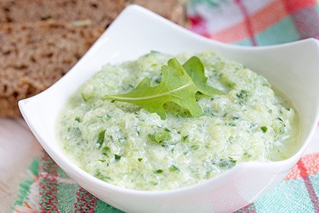 Gurken-Rucola-Kaltschale