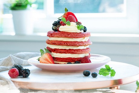 Pancake-Torte mit Brunch Buttrig-Frisch