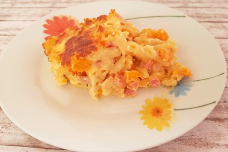 Butternuss-Schinken-Nudel Auflauf
