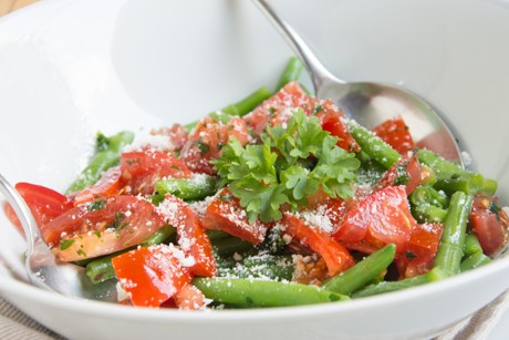 Mediterraner Fisolensalat