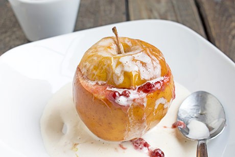 Bratapfel mit Vanillesauce