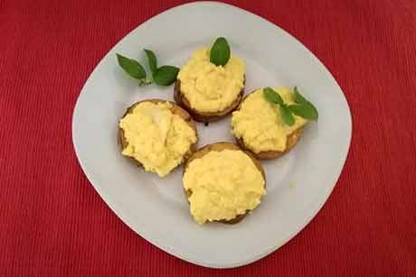 Süßkartoffel mit Gemüse-Püree überbacken