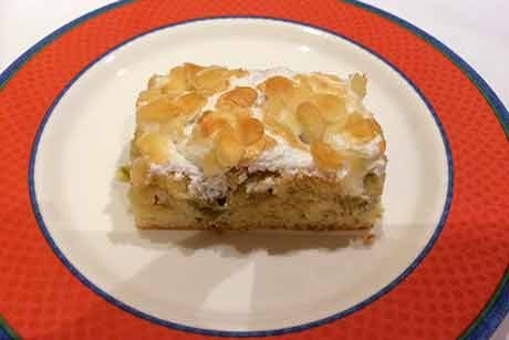 Weintraubenkuchen mit Schneehaube