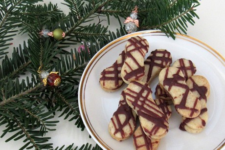 Nussbiskotten mit Brunch buttrig frisch