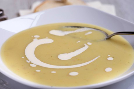 Kartoffelsuppe mit Petersilienwurzel