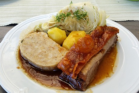 Omas Schweinsbraten