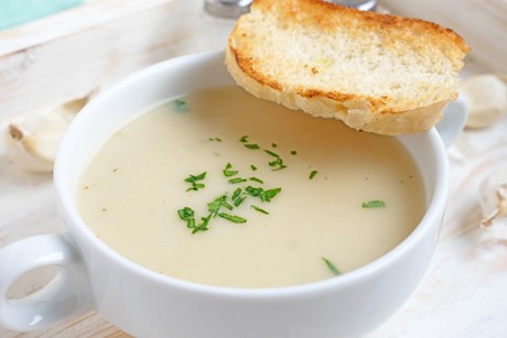 Knoblauchrahmsuppe