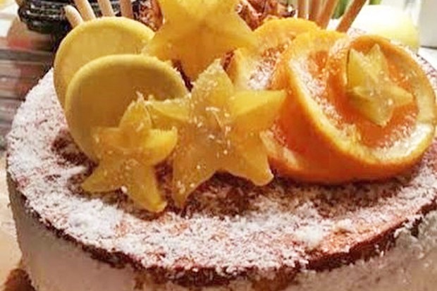 Weihnachtliche Orangen-Torte