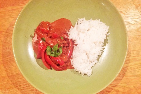 Vegetarisches Boeuf Stroganoff mit Halloumi
