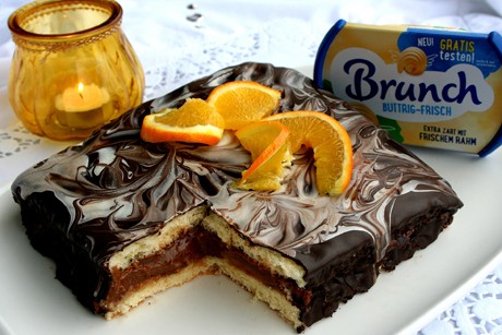 Winterlicher Nougat-Orangen-Marzipan-Kuchen mit Brunch buttrig-frisch