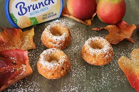 Bratapfel-Minigugls mit Brunch Buttrig-Frisch