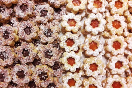 Spitzbuben mit Brunch buttrig-frisch