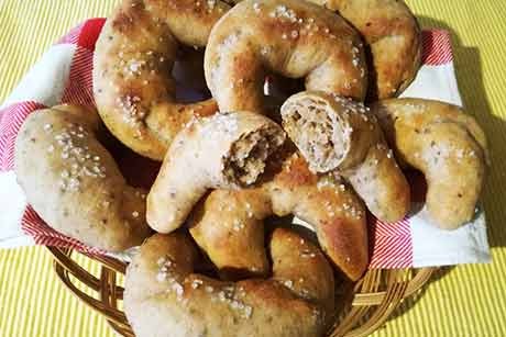Dinkel-Kipferl mit Sauerteig