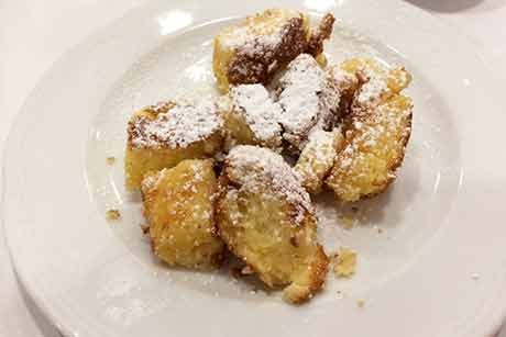 Kaiserschmarren mit Schlagobers