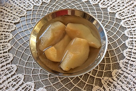 Birnenkompott mit Sternanis